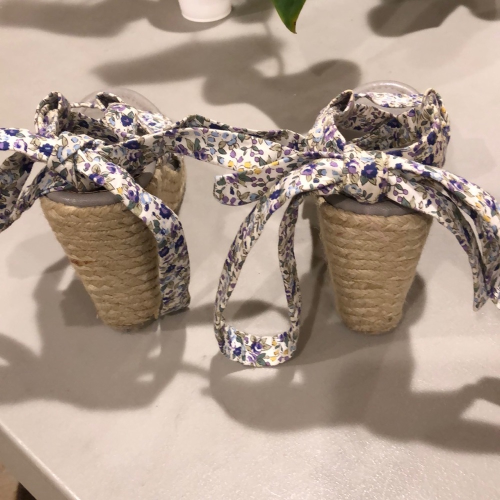 Wedges - Picture 2 of 7